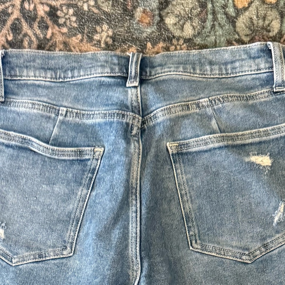 Arizona Juniors Highest Rise Curvy Mom Jean Size 11 28in Waist - Picture 5 of 5